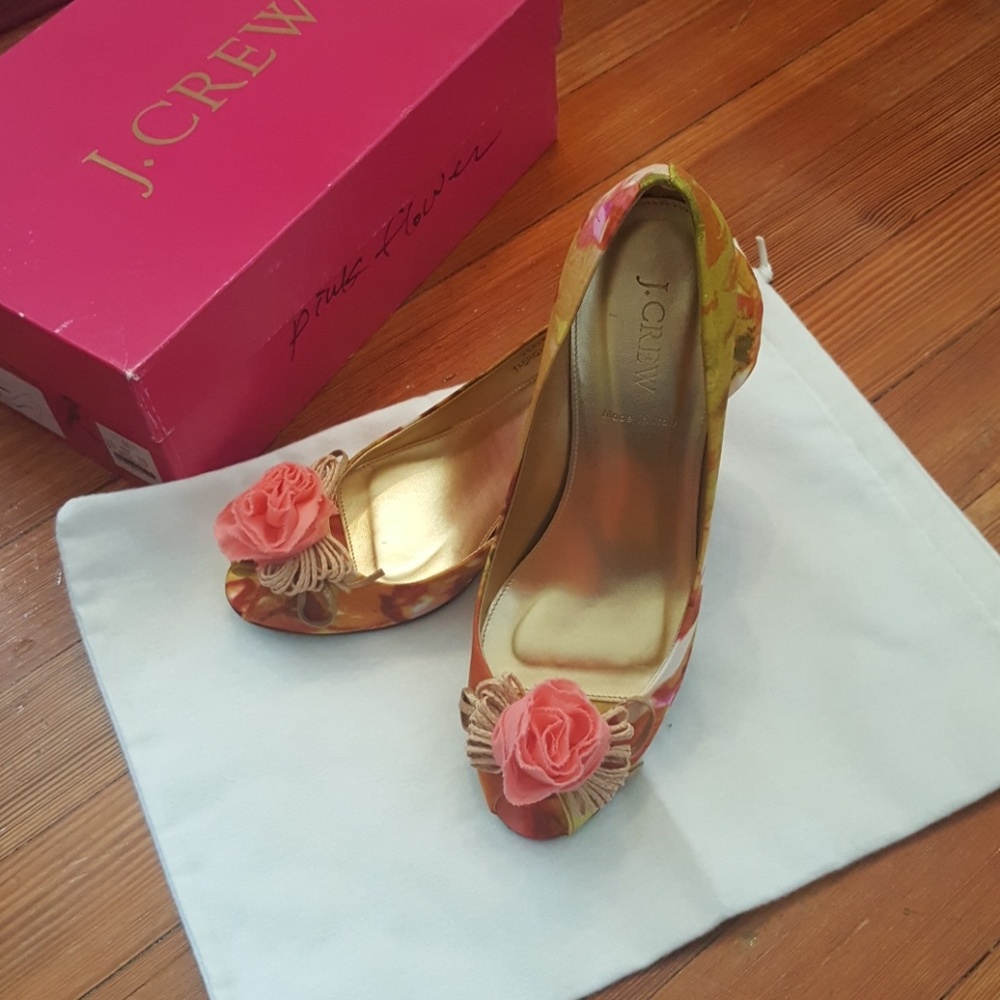 Raffia Rose Printed Peep Toes 7.5
